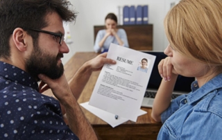 Uncover Bogus Résumé Claims