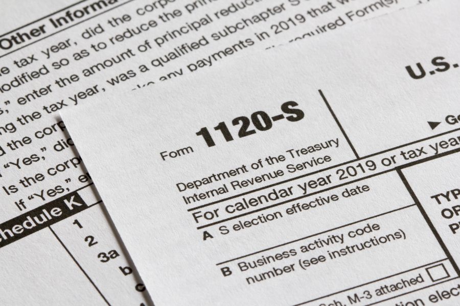 Why What an S Corp Shareholder Receives and Reports is Different