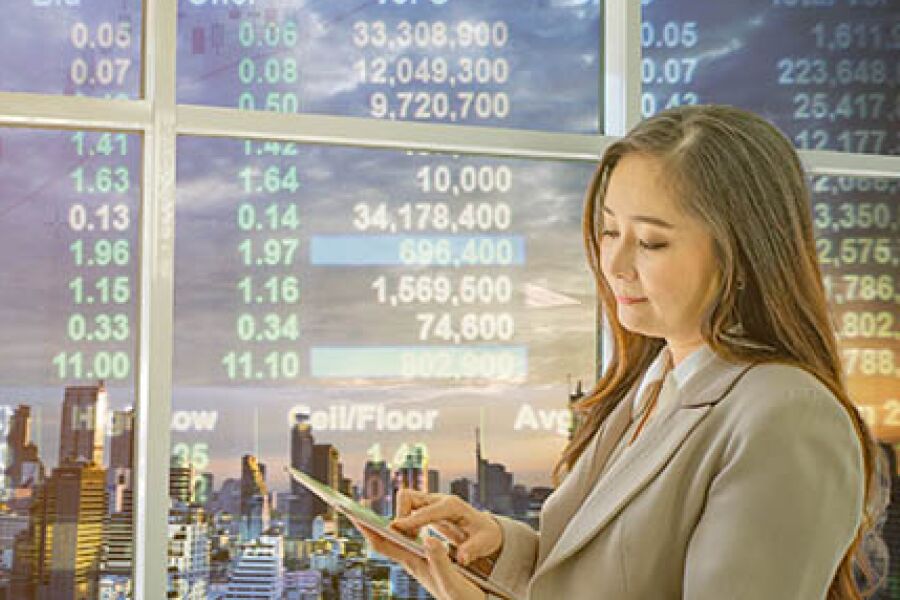 How Valuators Bridge the Gap Between Private and Public Company Values